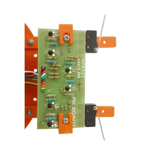 بسته آموزشی پنج ربات با میکروکنترلر PIC 16F877A (مسیریاب - آتش یاب - نوریاب - تشخیص مانع - کنترل بی سیم) »دل NPR127